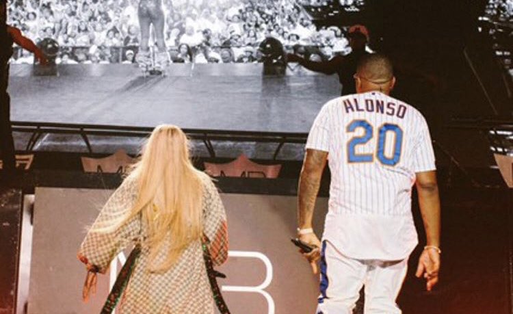 You’ve made it @Pete_Alonso20 - Nas is wearing your jersey