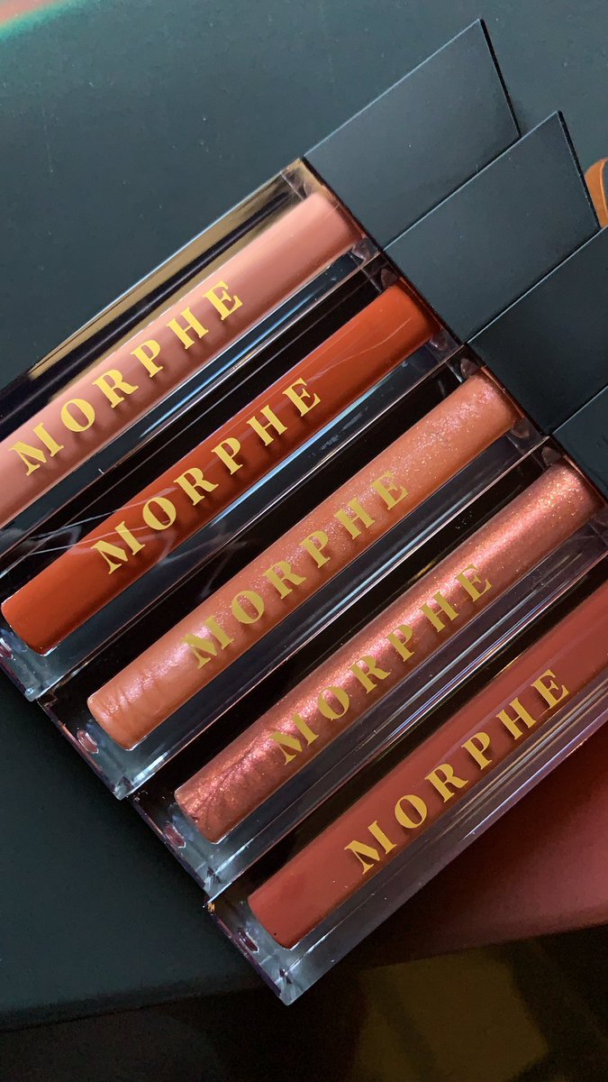 lady0lson's tweet photo. I’m so happy &amp; thankful to @MorpheBrushes 💕💕 
I’m excited to create some looks! 🙌 https://t.co/da8RrkqqF7