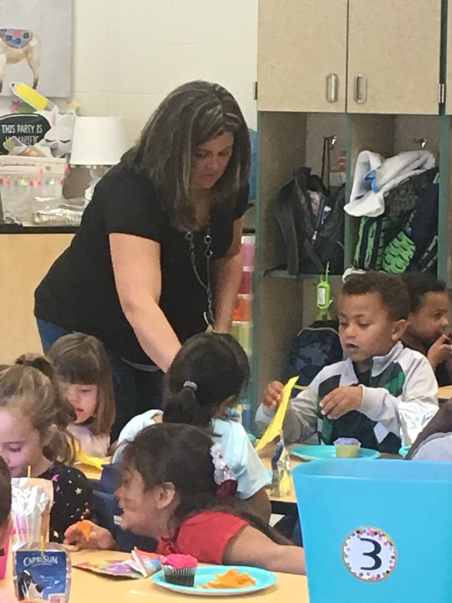 Mrs. Hockaday tweet media