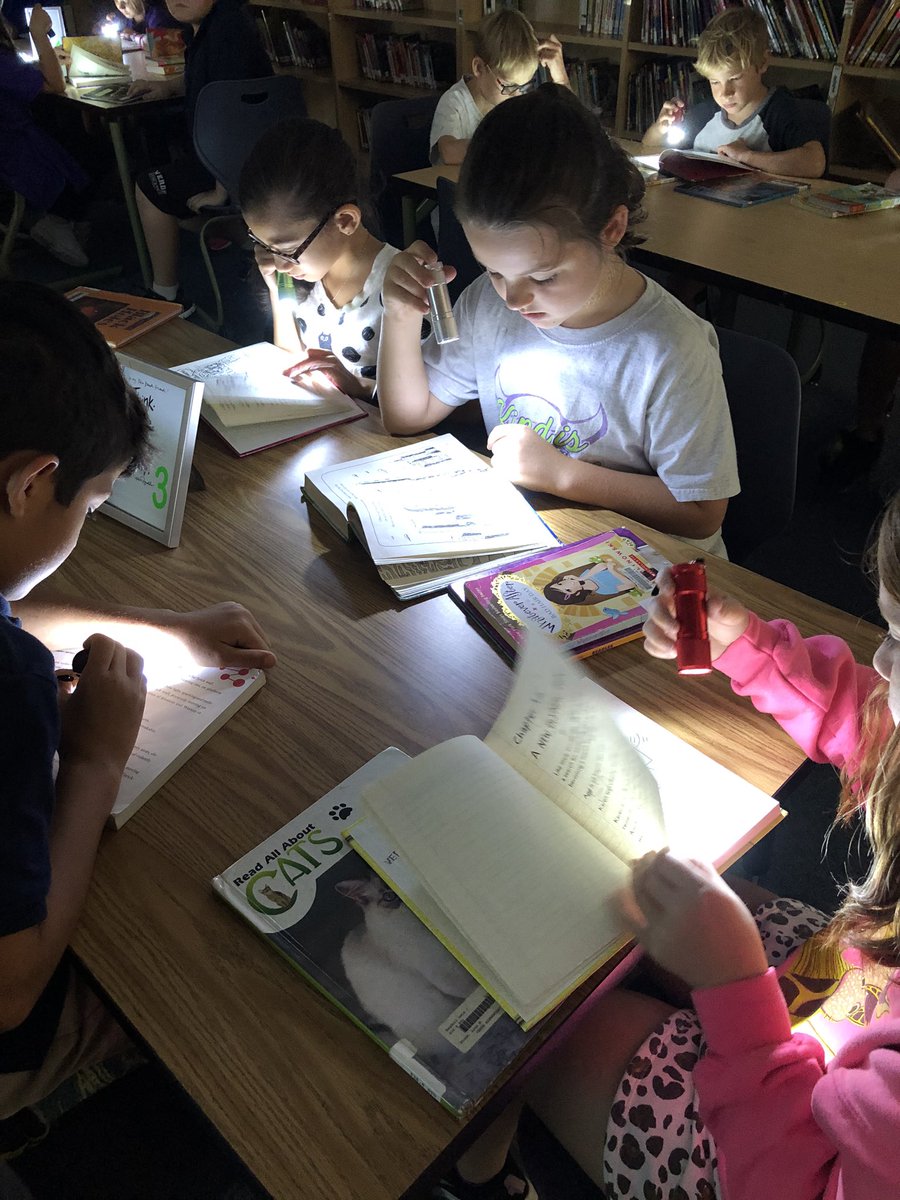 indrani_b's tweet photo. Flashlight Friday at the media today @MrsBerlatsky #FunFriday https://t.co/479wYpckKs