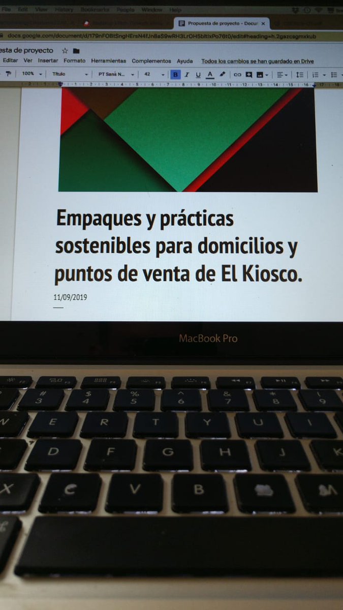 ElKioscoOficial's tweet photo. Mientras en el mundo se invita a reflexionar sobre el cambio climático, en El Kiosco la reflexión de años ya va cogiendo forma concreta. #NatureNow #ClimateStrike #NatureClimateSolutions #CuidaelMedioAmbiente #EmpaquesEcológicos #Bogotá #foodlover #foodstagram #foodblogger https://t.co/X5OxOYere1