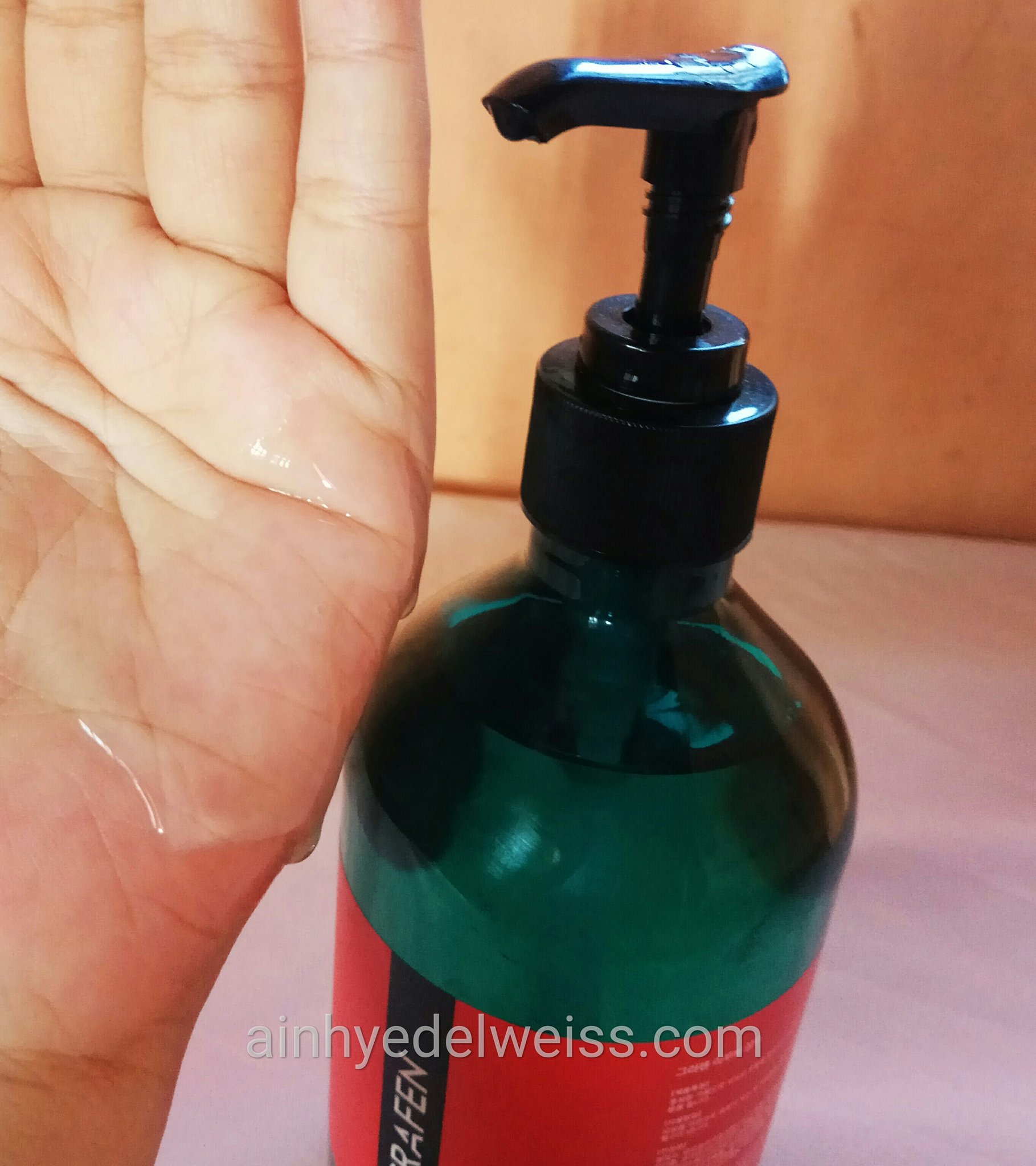 Aroma dan tekstur Grafen Remover Shampoo