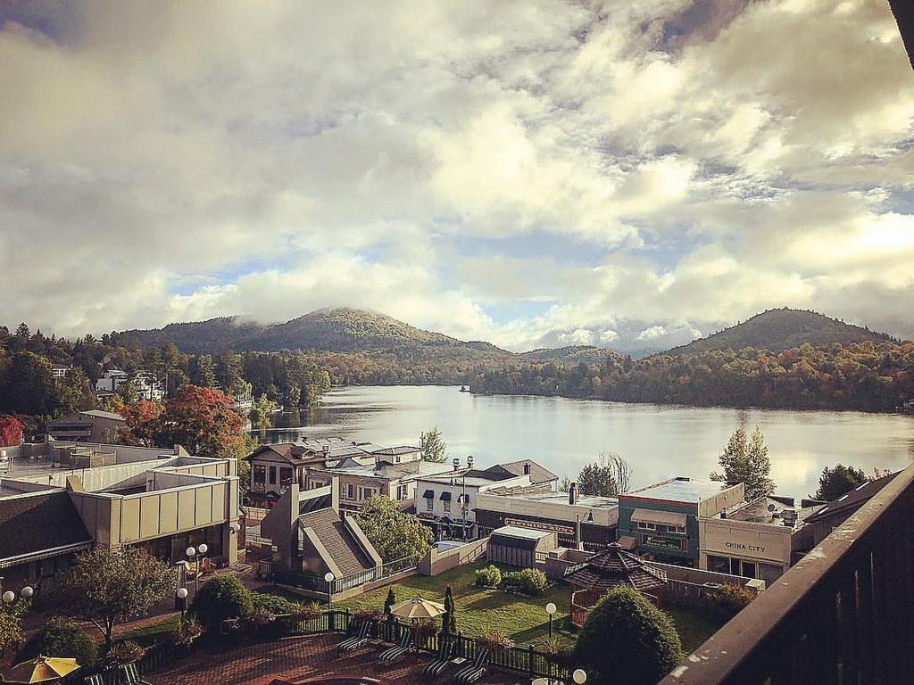 It's beginning to look a lot like #foliage...
Photo Credit: ash4027 via Instagram