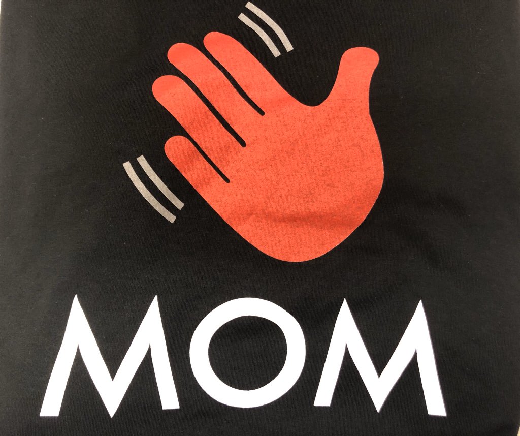 CHSN_WhiteSox's tweet image. In honor of Eloy’s grand salami, we’re giving away a 👋 MOM shirt! 

RT for your chance to win