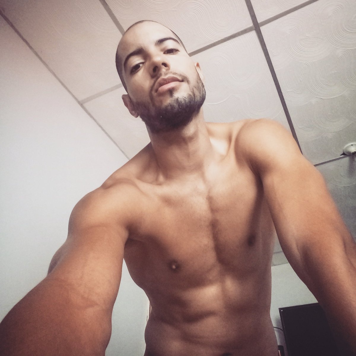 No desvíe su mirada