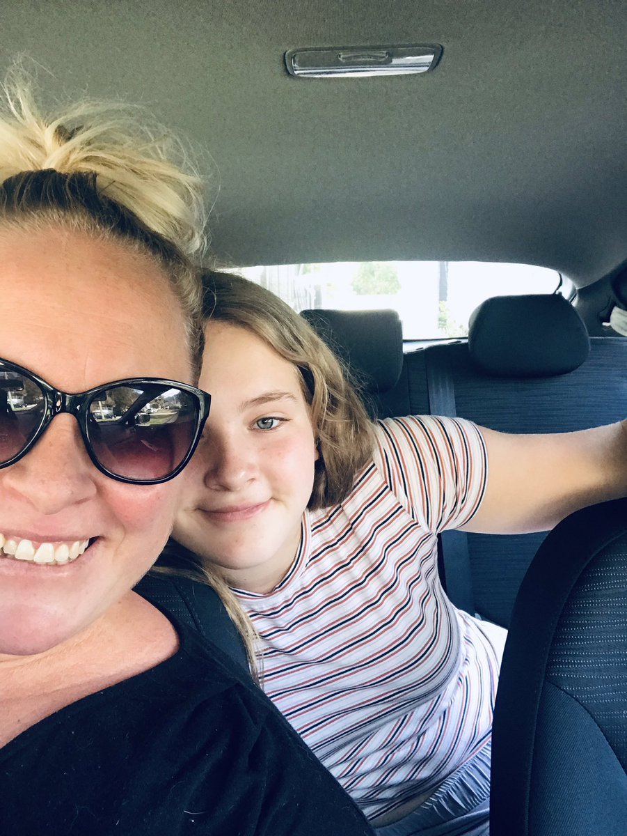 NewyBeachBum's tweet photo. South Coast, here we come! Nothing like a 24 hr visit with my besties to recharge the soul! #besties #cousins #family #CharlieGirl #roadtrip #Jambaroo https://t.co/oU6wqLcbaZ