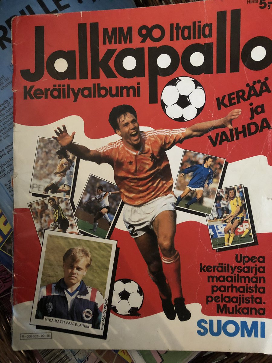 kuuluvainen's tweet photo. Kuka muistaa? Italian MM-kisojen keräilyalbumi. Kannessa luonnollisesti Van Basten ja Mixu :). #jalkapallo #mm90 #EOM #JonnetEiMuista https://t.co/JSL1XH32gW