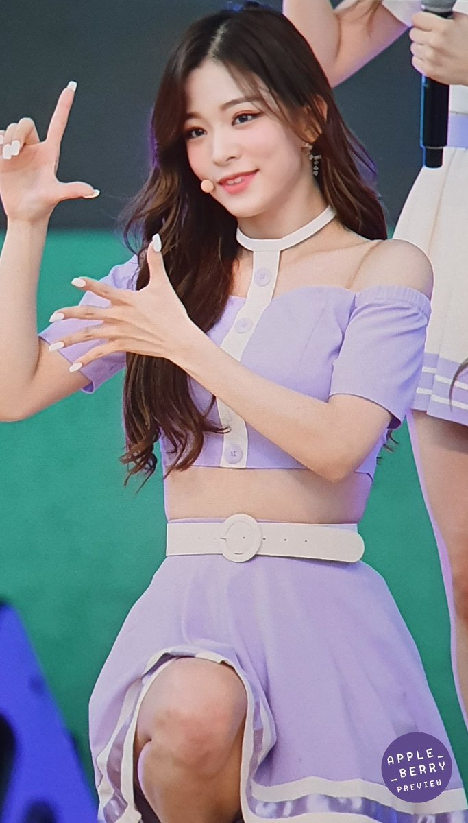 20000514_com's tweet photo. 190921 수원 Preview

#이채영 #프로미스나인 #LeeChaeYoung #fromis_9 https://t.co/9gqRMfcCgt
