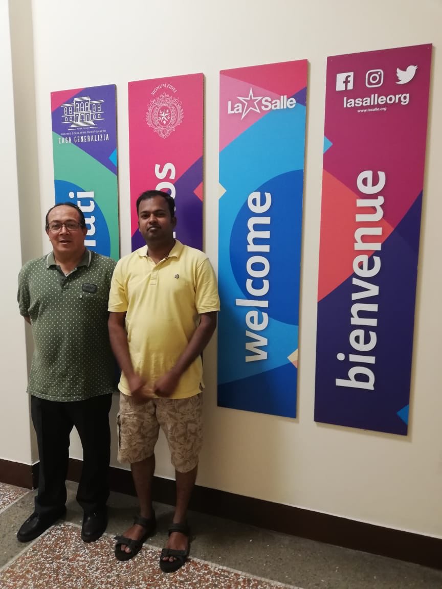safahermanos's tweet photo. Hermanos Gerardo y Raja en Roma, participando en el curso #tuttifratelli #brothersforever #safaindia #safaecuador #safahermanos https://t.co/yG5UkBZDpj