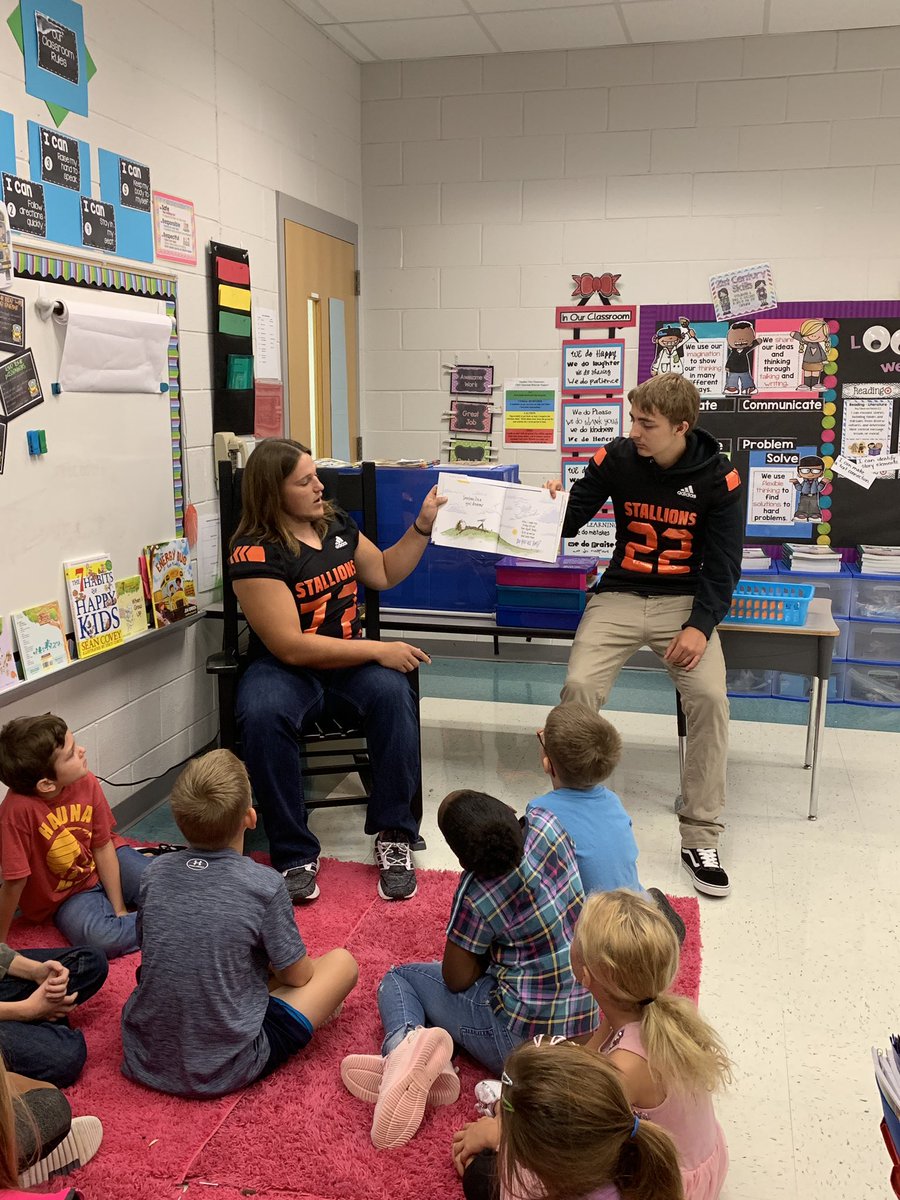 althobson5's tweet photo. So excited to have a couple of players from the the Southwest Stallions football team read to my kiddos today! They were great and the kids loved it!! https://t.co/YrIrynMld0
