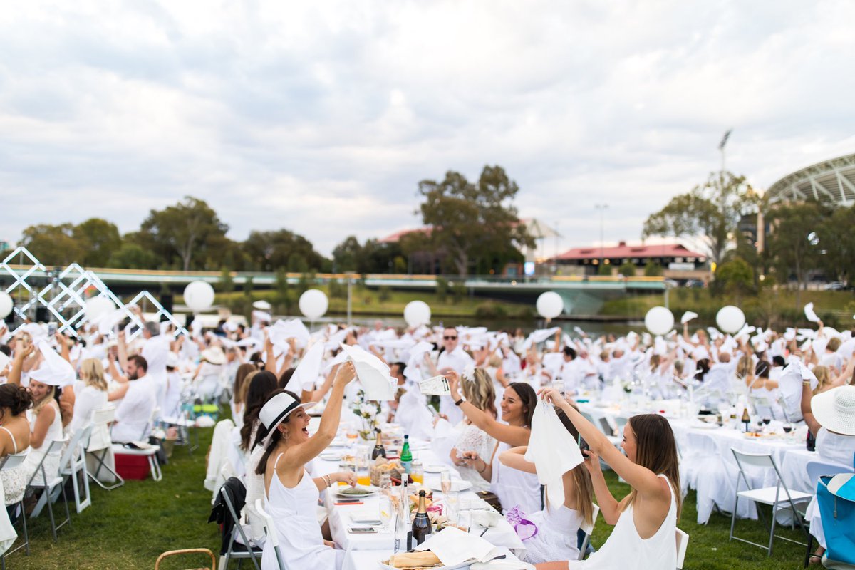 All about the special moments...

So many beautiful surprises to come on November 30 🙌

Join the waitlist ➣ register.dinerenblanc.com/adelaide/en/re…