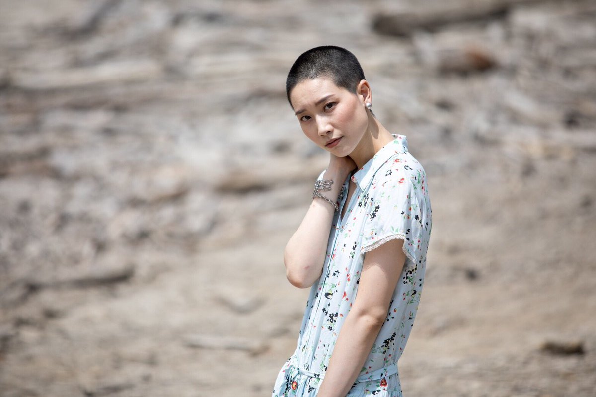 長 内 映 里香