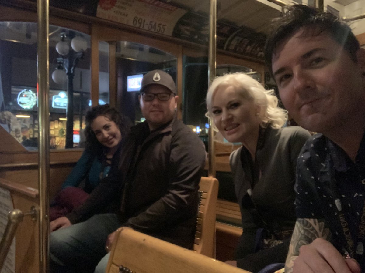 JaredRobinsonSK's tweet photo. Next stop? #YvetteMooreGallery #TrolleyPubCrawl https://t.co/CU6PkfeO7a