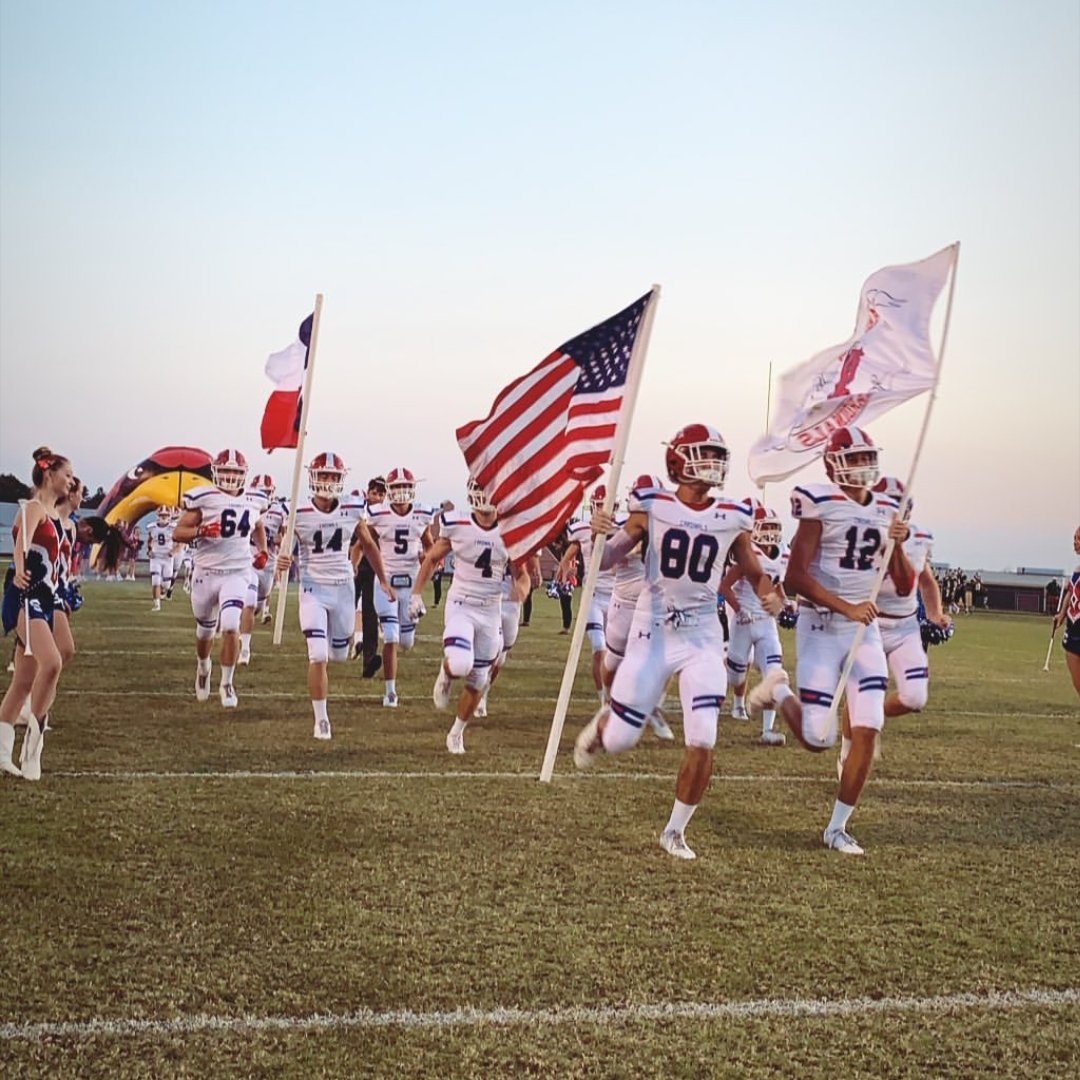 CountrySabine's tweet photo. Unbeaten Sabine leads unbeaten Elkhart on the road 28-12 with 3:28 remaining in the 3rd quarter. 
@etfinalscore @etvarsity @lnjsports @BrandonOSports @PhilHicksETFS https://t.co/3G3hYTbPTf