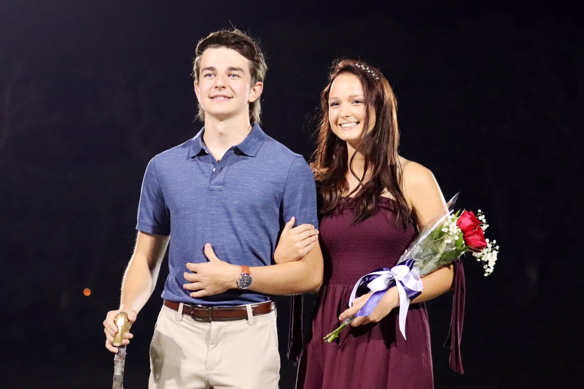 StDominicHS's tweet photo. Congratulations to our 2019 Homecoming Court! (2/3) #SDHSSpiritWeek https://t.co/6U8hhmRF2N