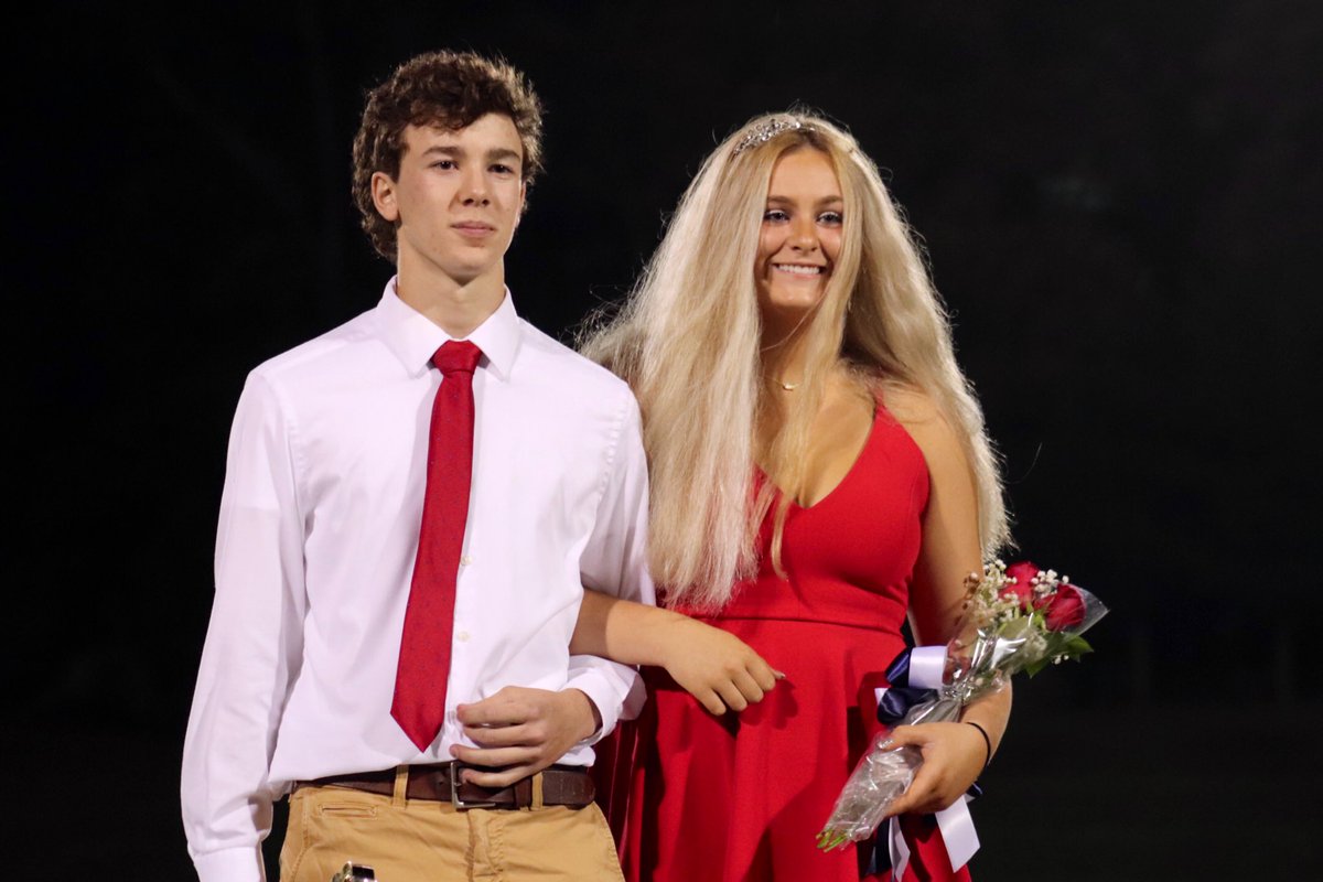 StDominicHS's tweet photo. Congratulations to our 2019 Homecoming Court! (2/3) #SDHSSpiritWeek https://t.co/6U8hhmRF2N