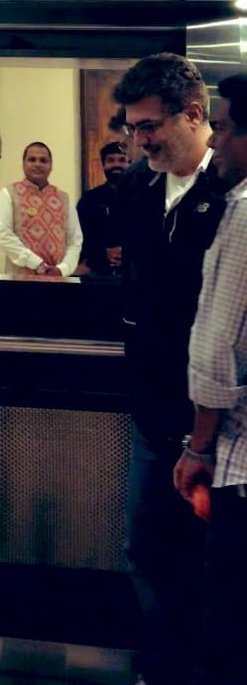 Murugaraj_offl's tweet photo. THALA #L_P 😎😎😎😍😍😍😘😘😘😘
#Viswasam #AK60 https://t.co/IytyCaQ9sv