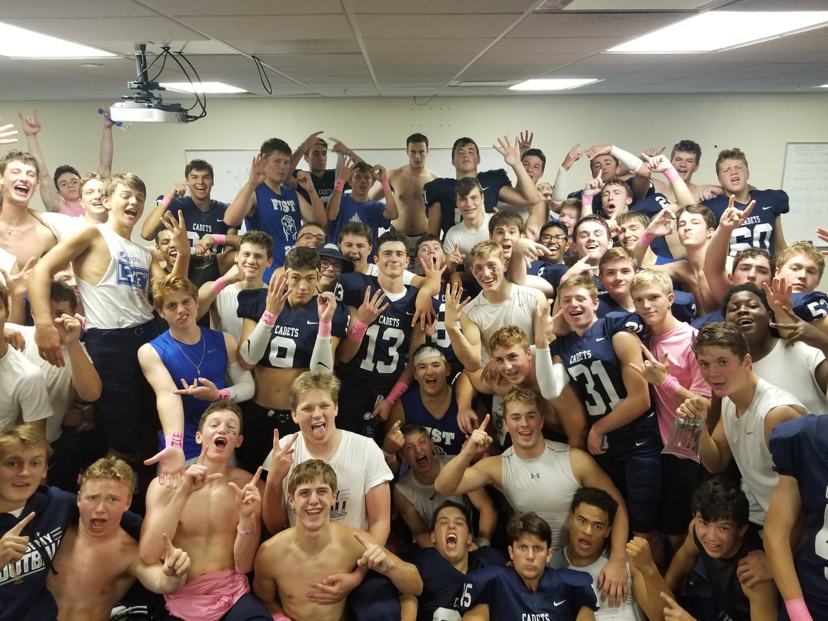 RFoggie's tweet photo. Great job Cadets, good win over Apple Valley, 28-0, improving to 4-0, let's keep rolling 🐕🏌️‍♂️😊👍🏾🏈🏈 https://t.co/lF4MwJJrNX