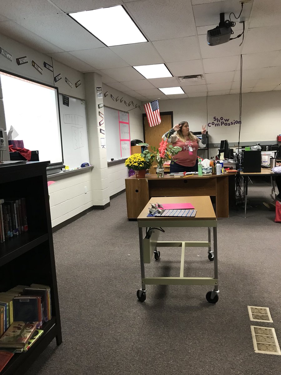 StephanieOthic's tweet photo. A great day of PD at WMS!!! @DcoxMy @murphy_machelle @callenwms @DaWagoner1 @crista_wille #WMSTigersPD #WMSLevelUp https://t.co/mTXzjlWYFf