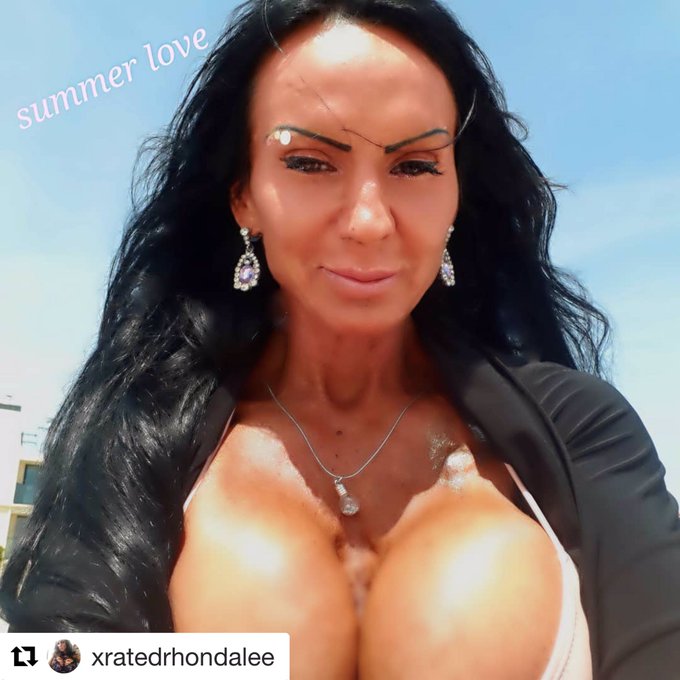 Appreciating! xo #summerlove #huntingtonbeach #beachboobies #sexy #clipteez #babe #love #living #life<a href="/tag/summerlove"class="tags">#summerlove</a><a href="/tag/huntingtonbeach"class="tags">#huntingtonbeach</a><a href="/tag/selfie"class="tags"><span>#selfie</span></a><a href="/tag/love"class="tags"><span>#love</span></a><a href="/tag/fashion"class="tags"><span>#fashion</span></a><a href="/tag/life"class="tags"><span>#life</span></a><a href="/tag/body"class="tags"><span>#body</span></a><a href="/tag/sexy"class="tags"><span>#sexy</span></a><a href="/tag/modelling"class="tags"><span>#modelling</span></a>