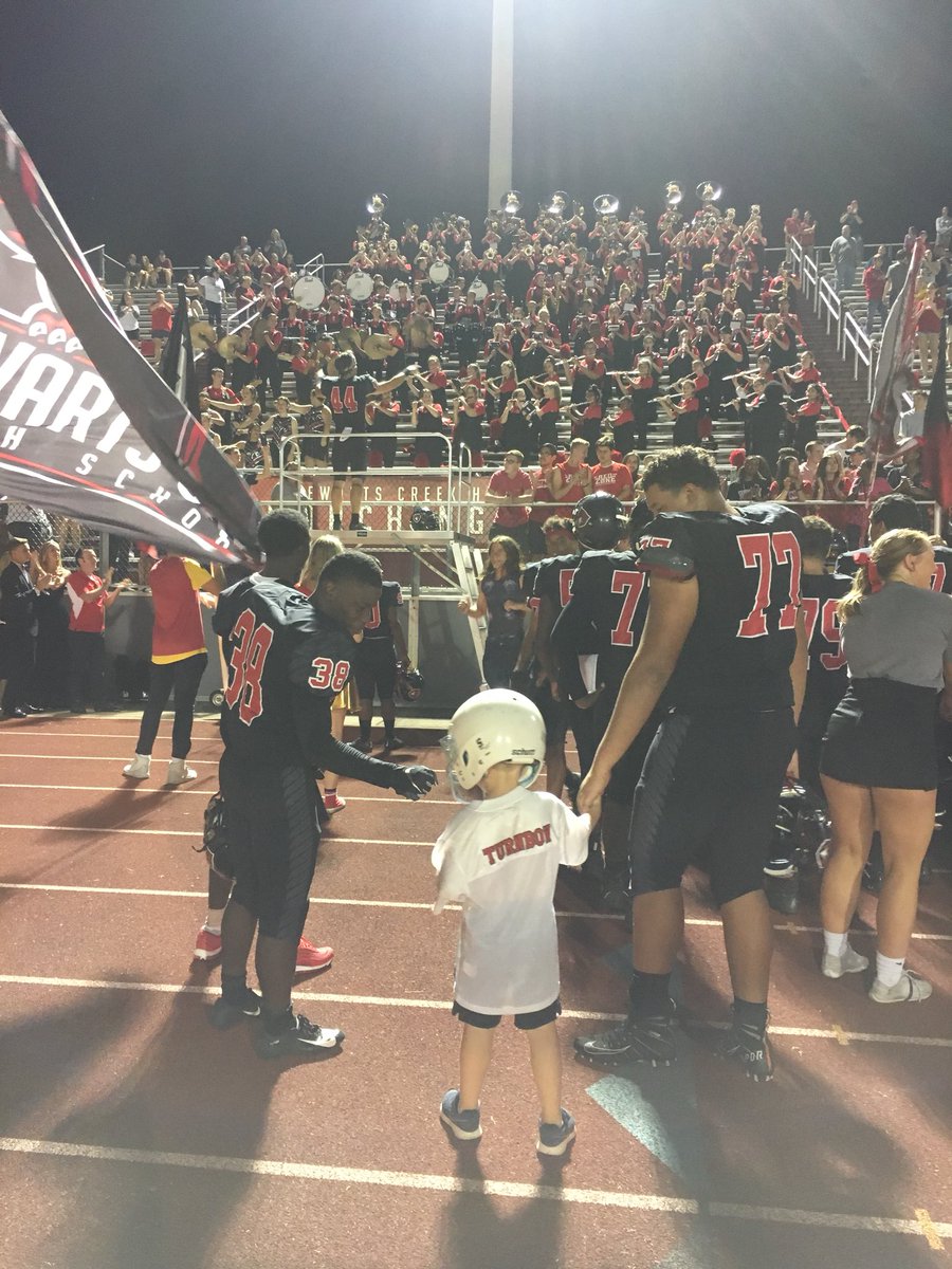 MeaganTurnbow's tweet photo. These guys have no idea how much joy they bring to my son. #BeAnIncluder https://t.co/hK2VYOViAH