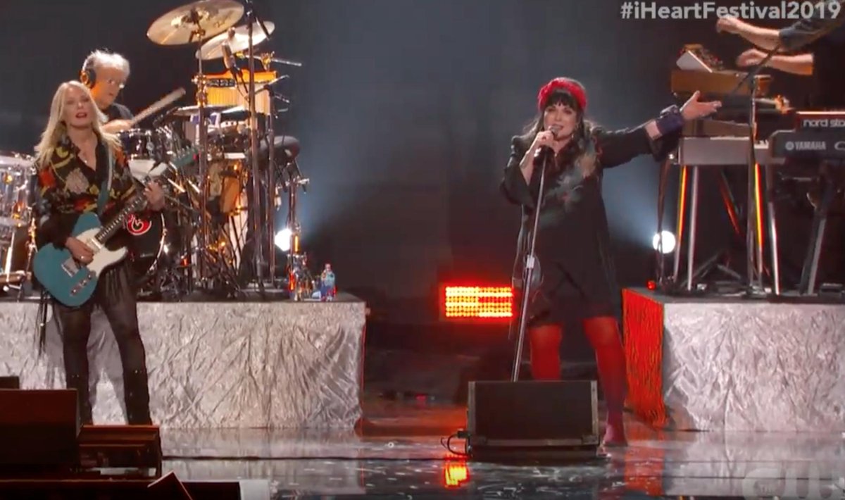 AngieWardonline's tweet photo. What about...LOVE @officialheart rocking #iHeartFestival2019! @AnnWilson & @NancyWilson are #womenofrock! ❤️ #heartmusic #lovealivetour #watchthestream only on @TheCW https://t.co/AaV8A63xEN #HornsUpATL🤘#iHeartCountry 🤠 https://t.co/zpllghEf8q