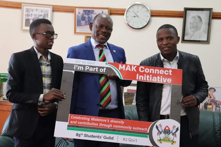 GeoffreyEwarwa's tweet photo. Today!!!

Carry a red gown with you to Represent our University! 

It's strictly cleaning and planting trees for a healthier @MakerereU &amp; her adjacent environment by the Student's Guild &amp; @muwmra.

#muwmra4mak https://t.co/wSzQriP6zz