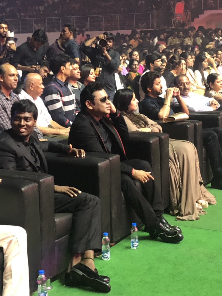 wizsethi's tweet photo. #BigilAudioLaunch https://t.co/XI4UDzYJCD