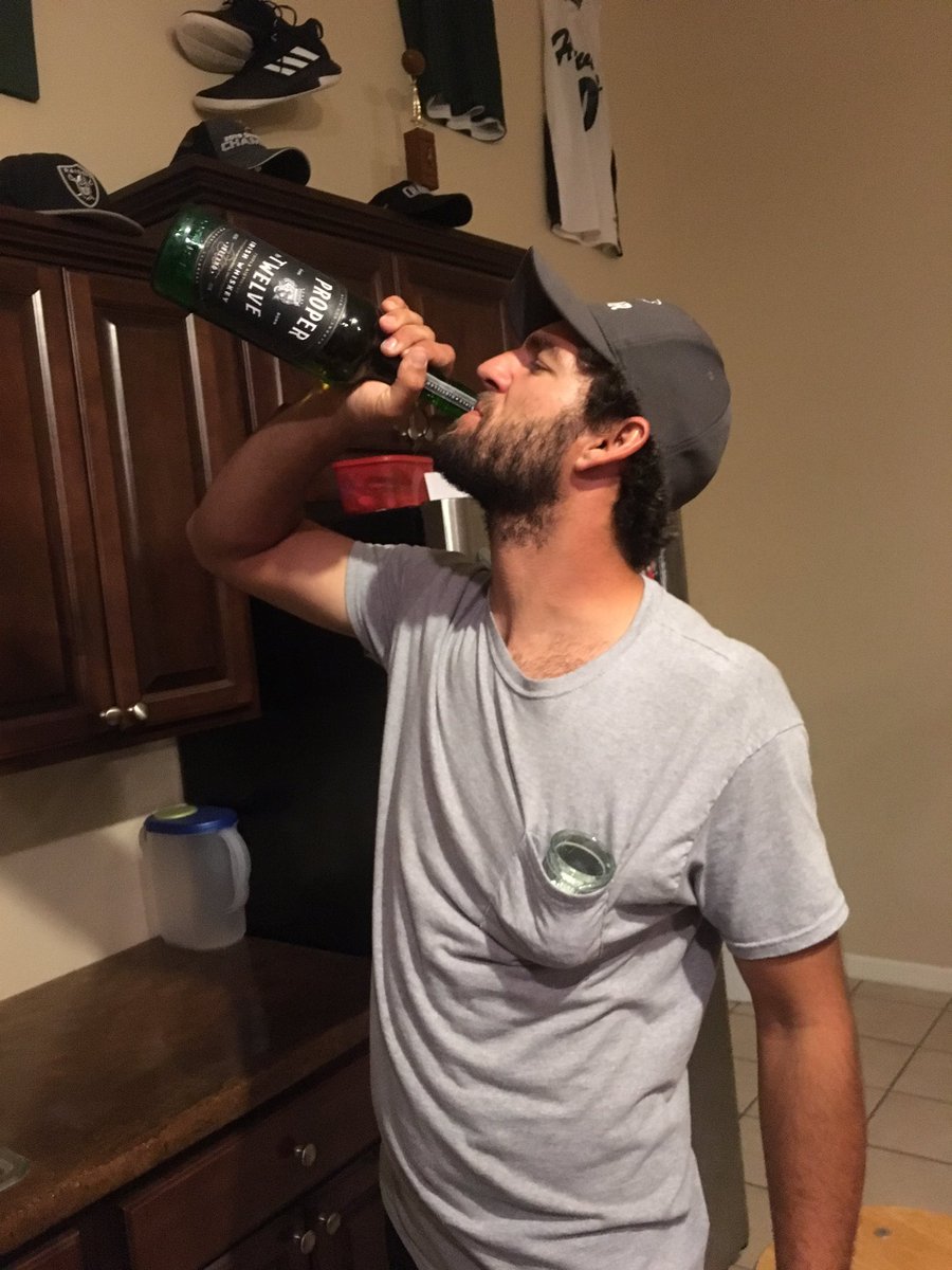 KallalJordan's tweet photo. @TheNotoriousMMA you don't want this smoke boy https://t.co/l7W8mGGKLq