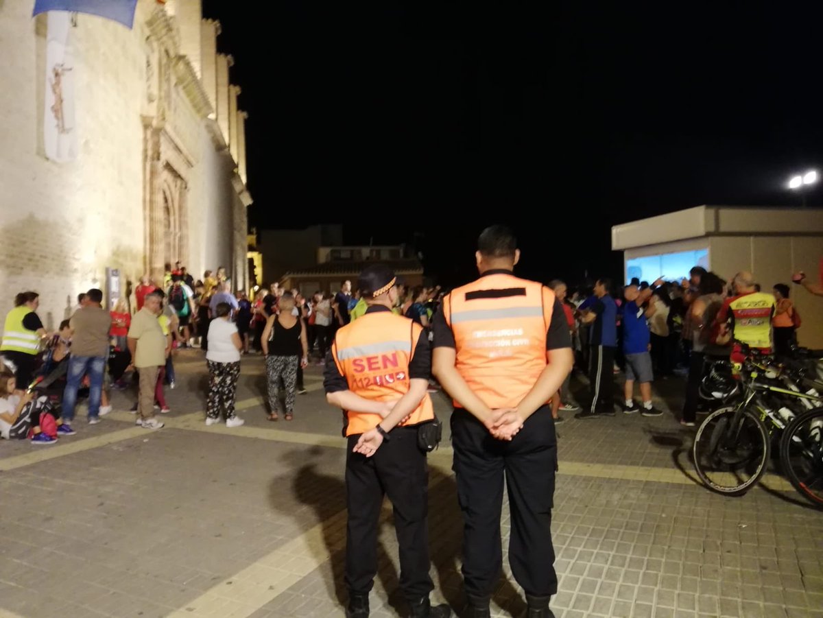 Sobre las 5 Am llegaba el último grupo de peregrinos a la bella ciudad de #mula grupo de la #pueblademula , noche sin incidencias destacables