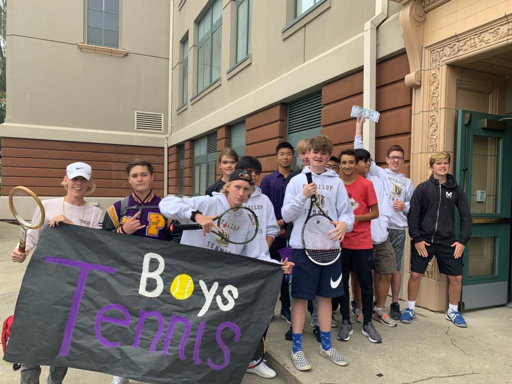 brooks_hazen's tweet photo. #PHSboystennis lipdub! https://t.co/PdLFmGQT29