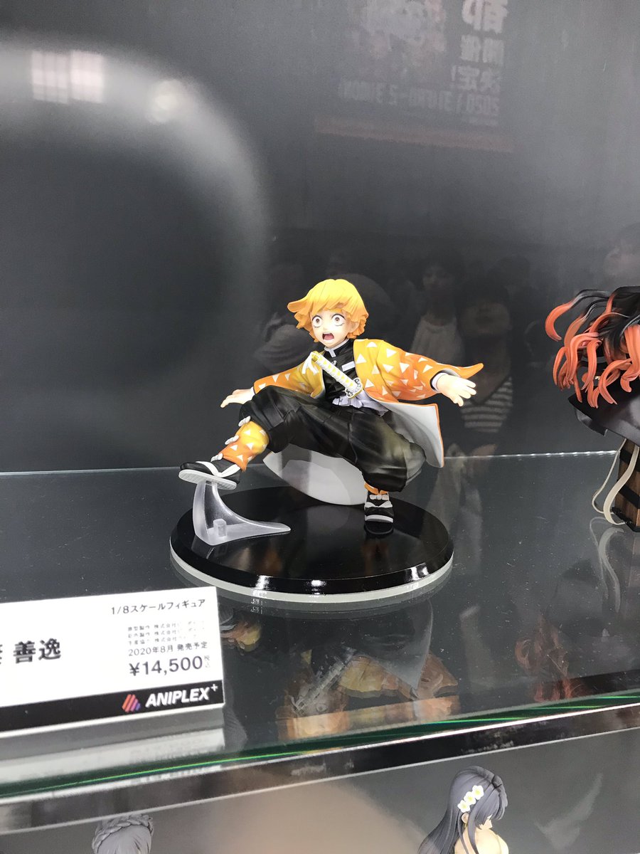 あき Twitterren 鬼滅の刃 グッスマねんどろいどと アニプレックスのスタチュー 善逸もうちょっといいポーズにしたったらよかったのに 笑 京まふ