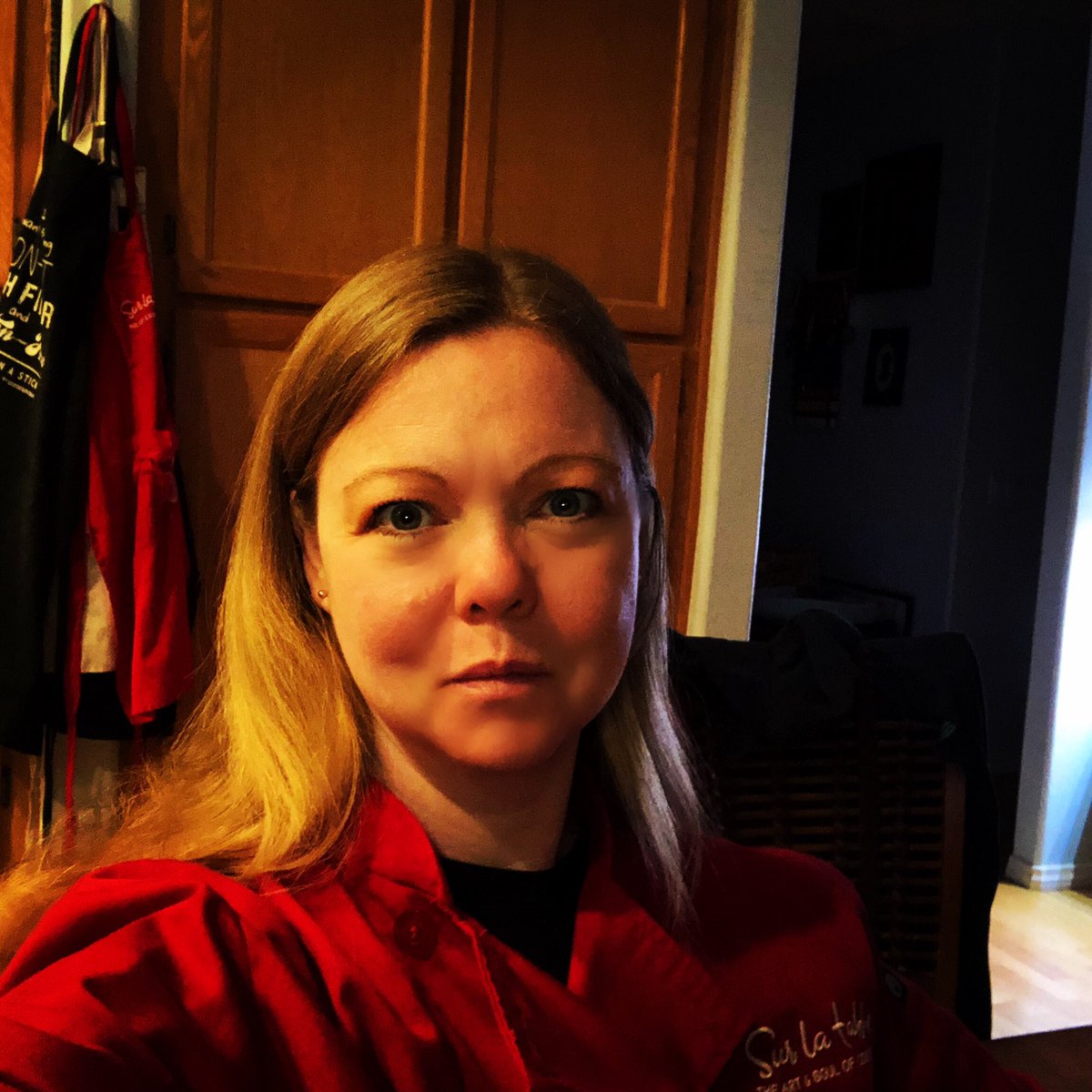 thatredheadedc1's tweet image. On my way to teach a classroom full of people how to cook. I am living my dream job!  #chef #ChefInstructor #surlatable #cheflife