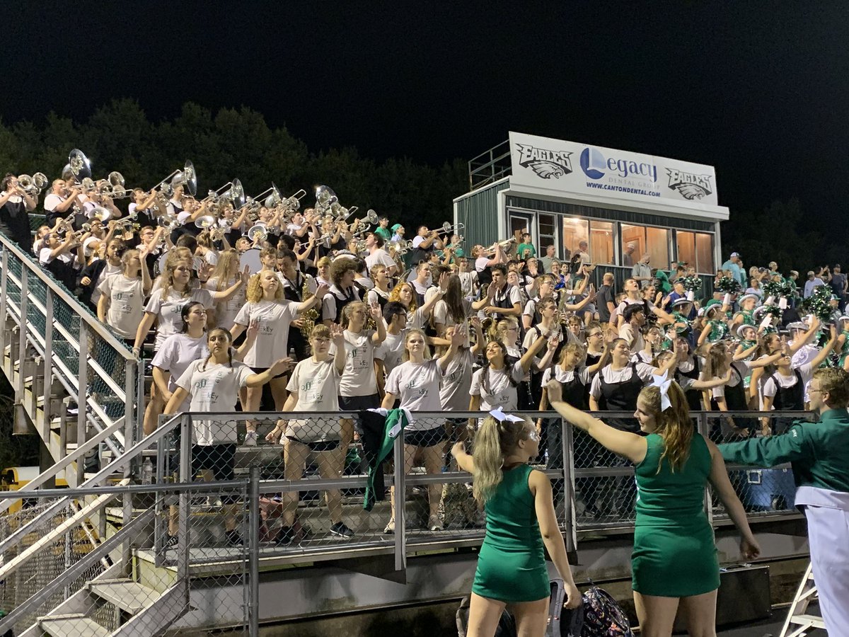 MabankBand's tweet photo. We are proud of you, we are PROUD of you! 4-0 @FootballMabank https://t.co/JpNWwbuxJO