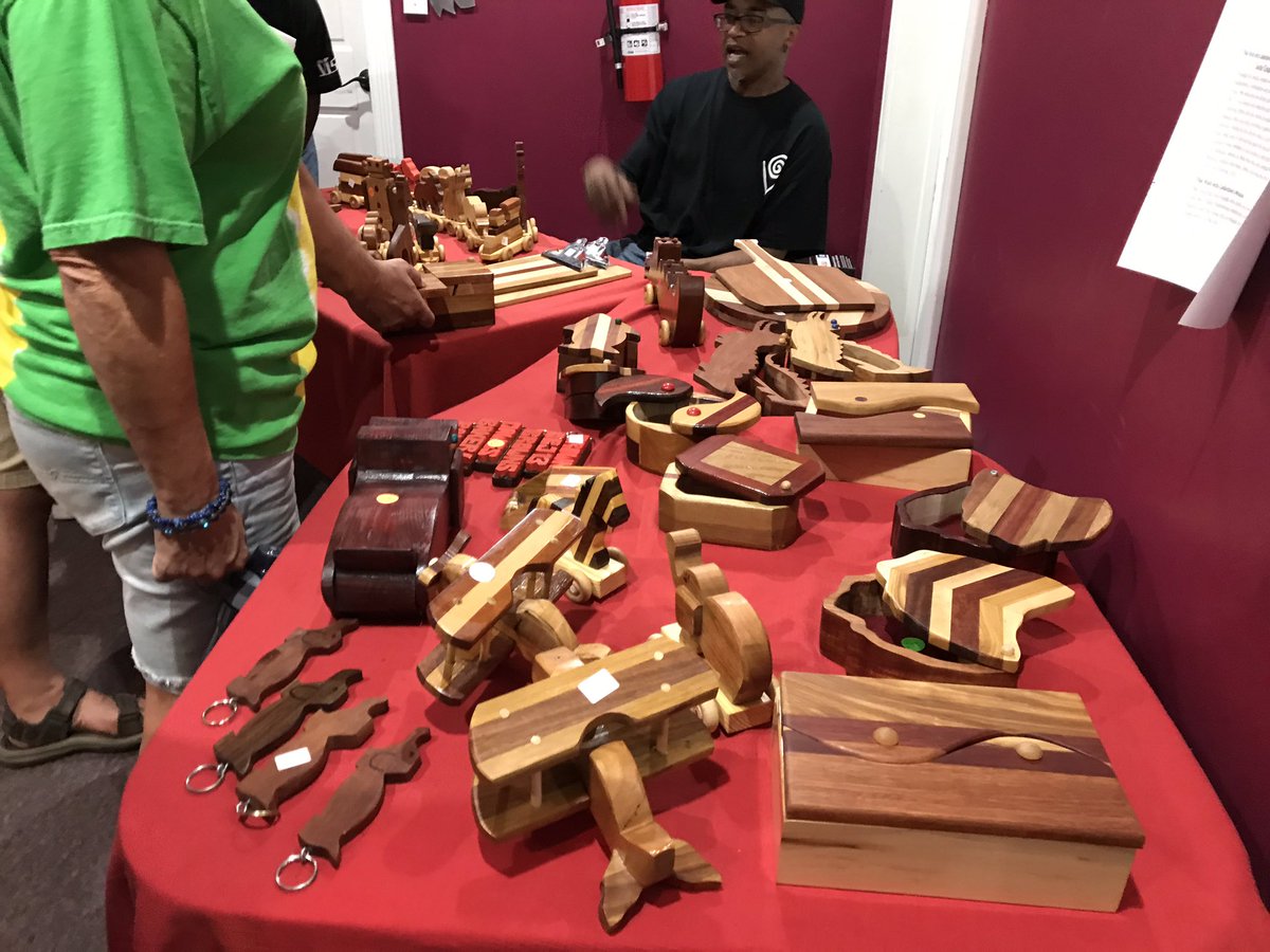 FireFishArts tweet media