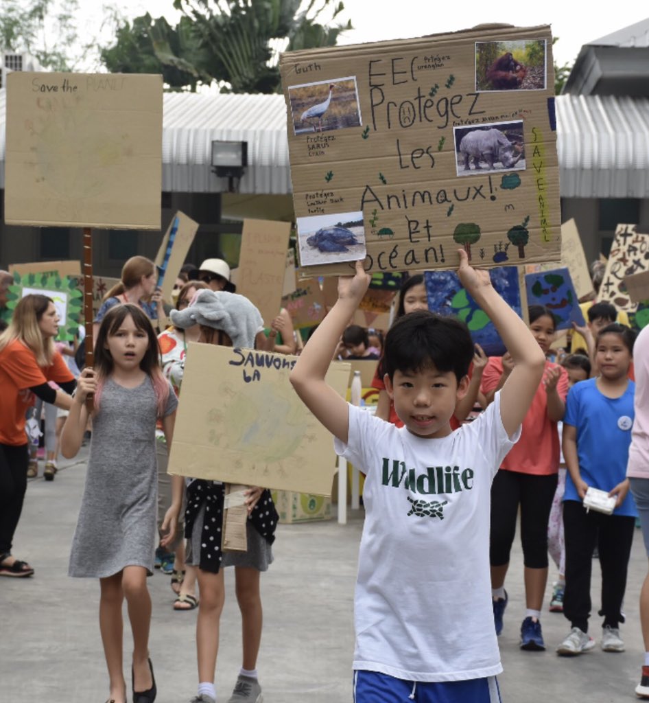 MissJess_S107's tweet photo. This crisis translates into every language. #ClimateStrike #schoolstrike4climate #ClimateStrikeThailand @StAndrews_107 @CognitaSchools @S107MFL #teams107 #cognitaway https://t.co/x2gLTJt29x