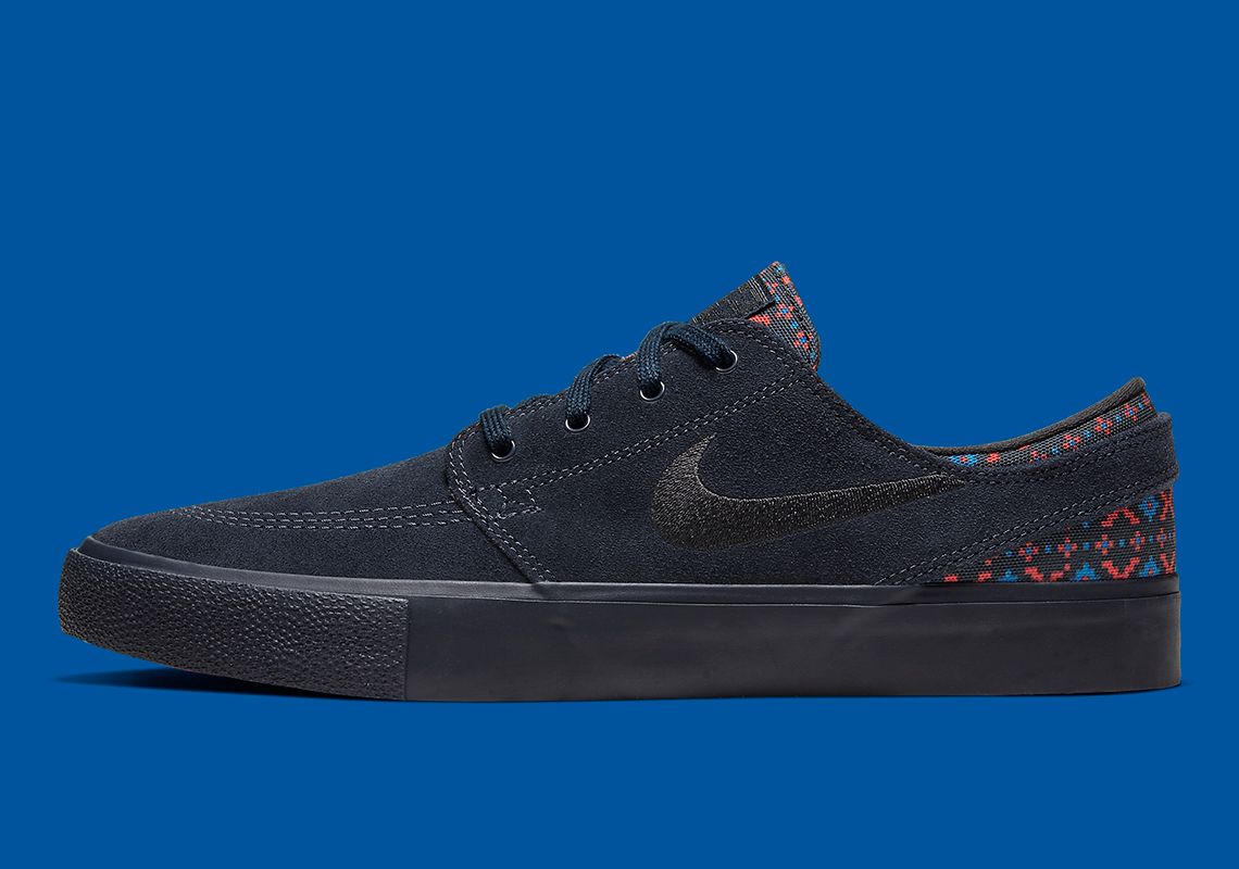 SneakerNews's tweet photo. The Nike SB Janoski calls upon Aztec-inspired prints for its newest set of styles 
https://t.co/VE8RPxlyNW https://t.co/cCw88O2lPL