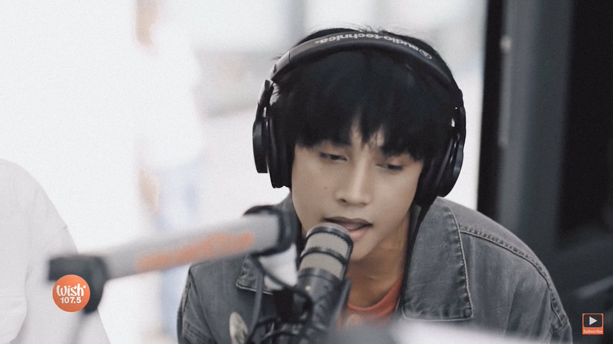 hadouken199's tweet photo. —ⁿᵃⁿᵍᵃʳᵃᵖ ⁿᵃⁿᵍ ᵇᵘᵏᵃˢ ᵐᵍᵃ ᵐᵃᵗᵃ. 🐓 

ion know how to fucken edit but at least i tried,, for my hadouKEN 🤪🤡 https://t.co/bly7cD8QhT