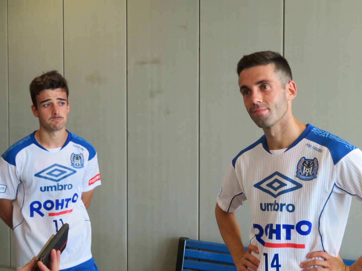 Kazko7 チームの中は ポルトガル語とスペイン語と韓国語と英語と関西弁と関東弁 サッカー選手のみなさんのコミュニケーション能力の高さはいつも尊敬です クラブの中はどんな感じなんでしょう