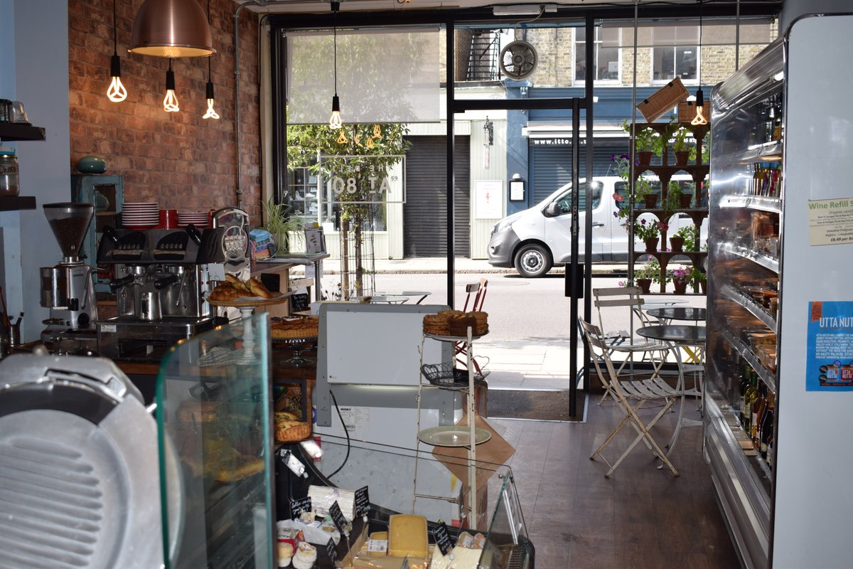 PSSCommercial's tweet image. NEW INSTRUCTION
80 Stroud Green Road London N4
Well presented A1 shop currently trading as a deli providing approx. 608 sq. ft. in total. 
Rent: £16,500 per annum
Premium: £30,000
Available by way of assignment of current lease with approx. 14 years remaining.
#PSS #PSSCommercial