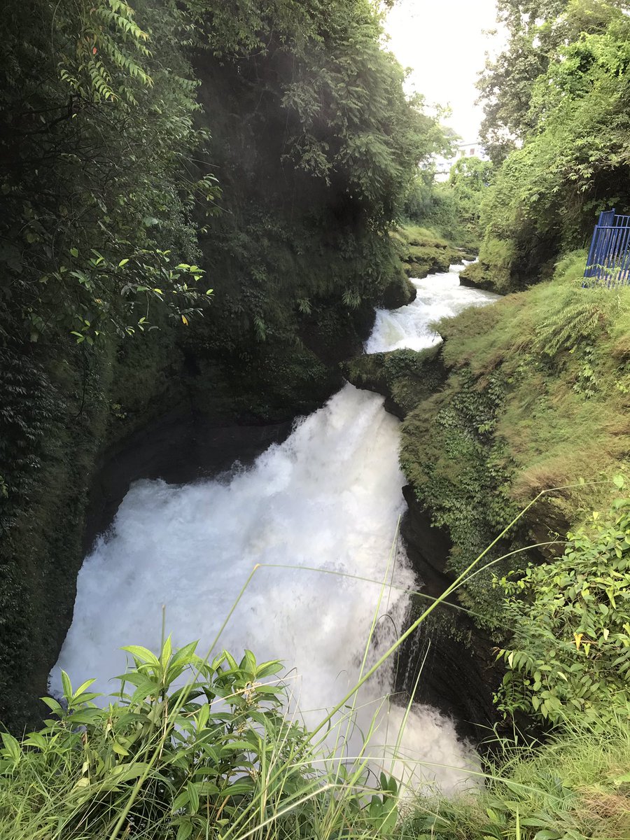 Davis Falls, Pokhara