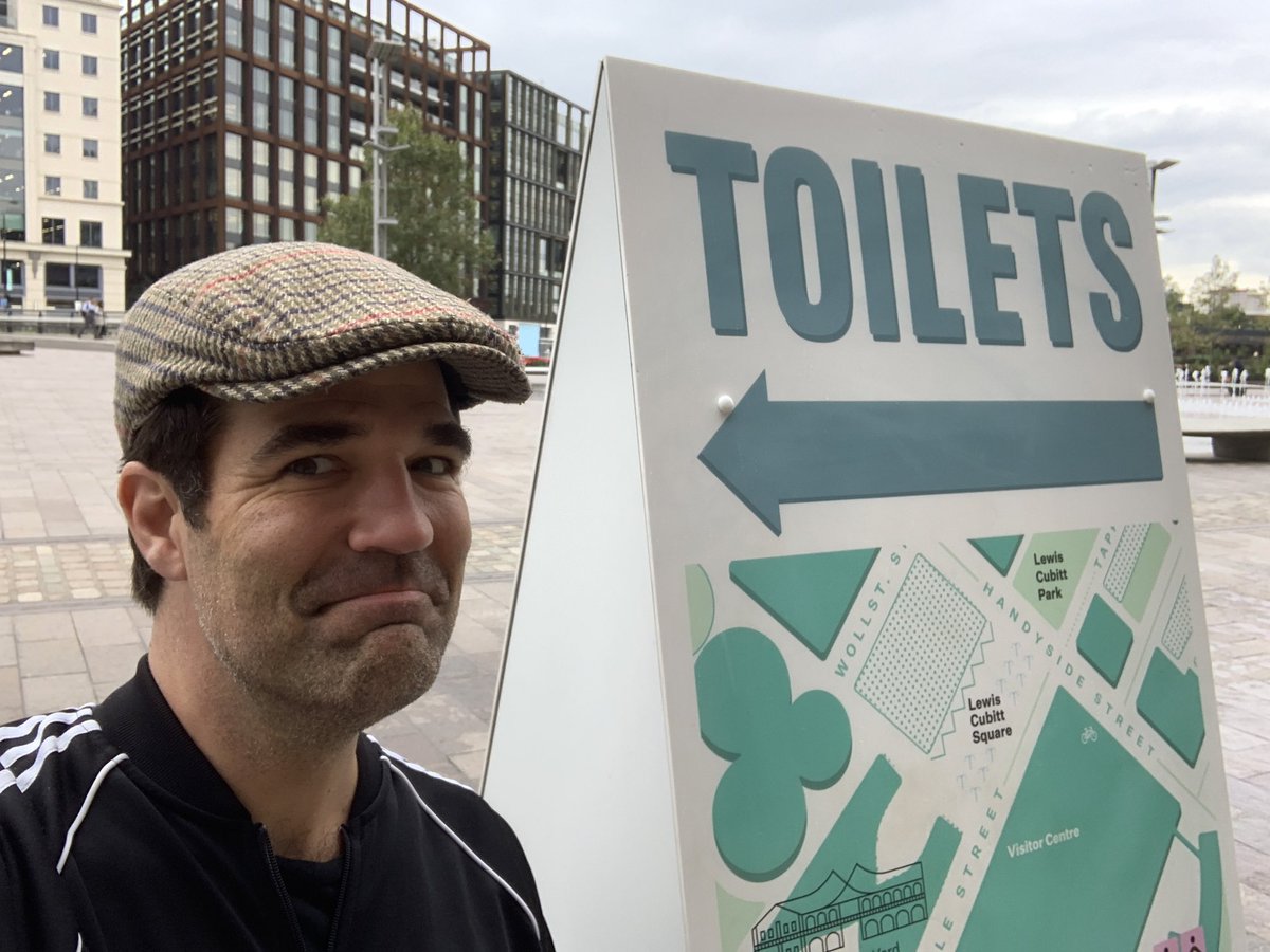robdelaney's tweet photo. #England. Tour sold out except for these dates👇🏼
Birmingham, Chatham, Stratford-Upon-Avon & Northampton.
For some reason I’m in the biggest theatre in the world in Chatham so please tell any #ChatHeads you know!
Tkts: https://t.co/E9sFglzn6l🐄 https://t.co/c3rXBH381v