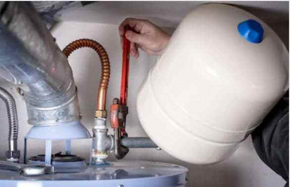 Emergency Plumbing London is an emergency plumber company specialized in repairing water tanks. emergencyplumbing.london/leak-detection…
#WaterTankServices #WaterTankRepair #Plumbing #PlumberNearMe #24hEmergencyPlumber #PlumberServices #NeedAPlumber #Plumber #UrgentPlumberLondon #PlumbersAroundMe