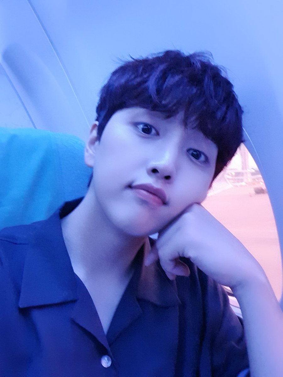 생각보다 시간이 있네요ㅎ
찬이가 아쉽다고 한 사진이지만
난 좋은뒈??ㅎㅎ
미얀마 잘 다녀올게요~~
#산들 #미얀마 #밍글라바