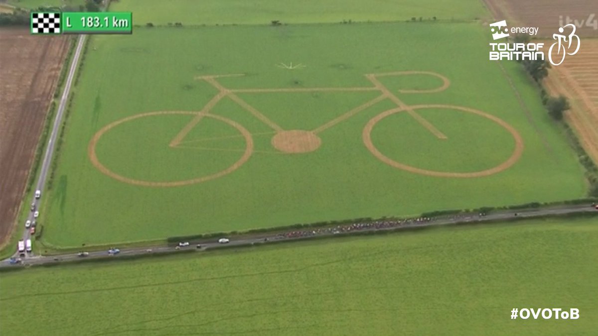 TourofBritain's tweet image. 🚨 LAND ART ALERT 🚨

#OVOToB