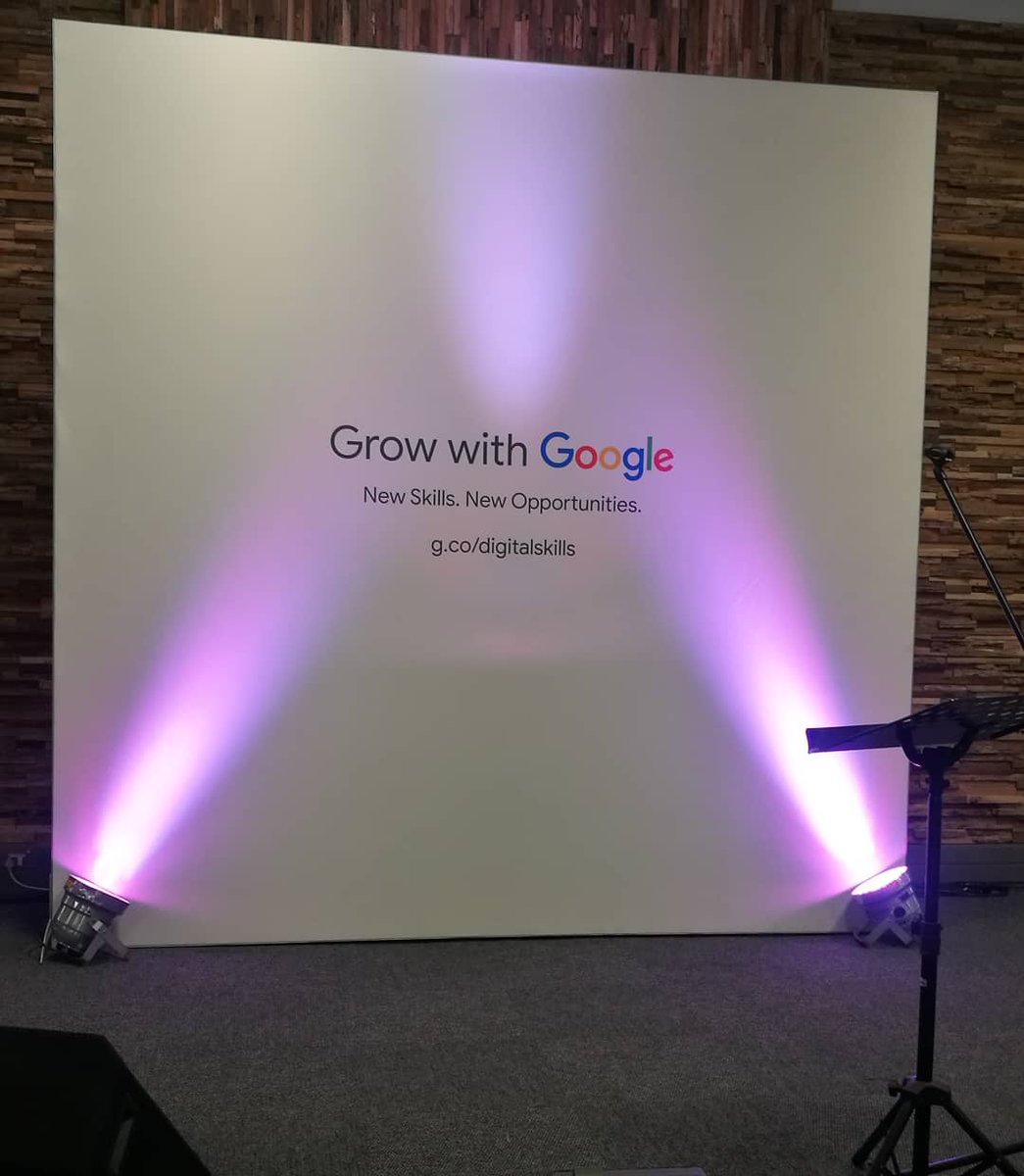 edzaizv's tweet photo. We are proud to be part of African #4IR revolution. Today we kick off an intensive 6day #DigitalMarketing certification program with #Google - Thank you for sharing the invitation we published and helping get as many young people in #DontBeEvil #TEDSF #SouthAfrica #NoToXenophobia https://t.co/8uoRe2wNLJ