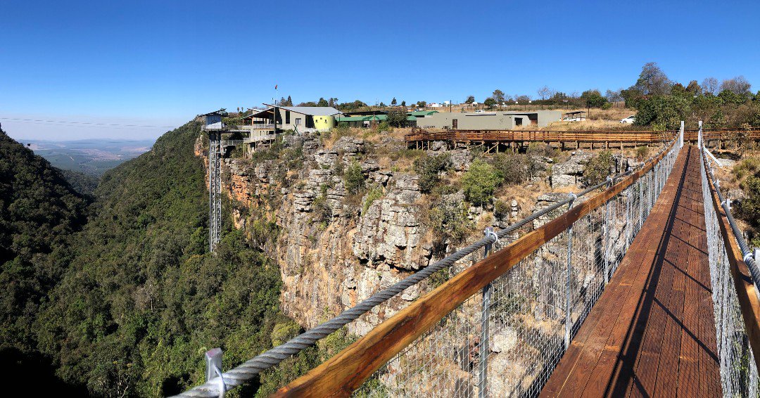 BigSwingGrasko1's tweet photo. Graskop Gorge Lift Co's awesome suspension bridge that links the #BigSwing and #Zipline to the #GraskopGorgeLiftCentre

https://t.co/zMvqP34kxh https://t.co/qhmAexpx1s