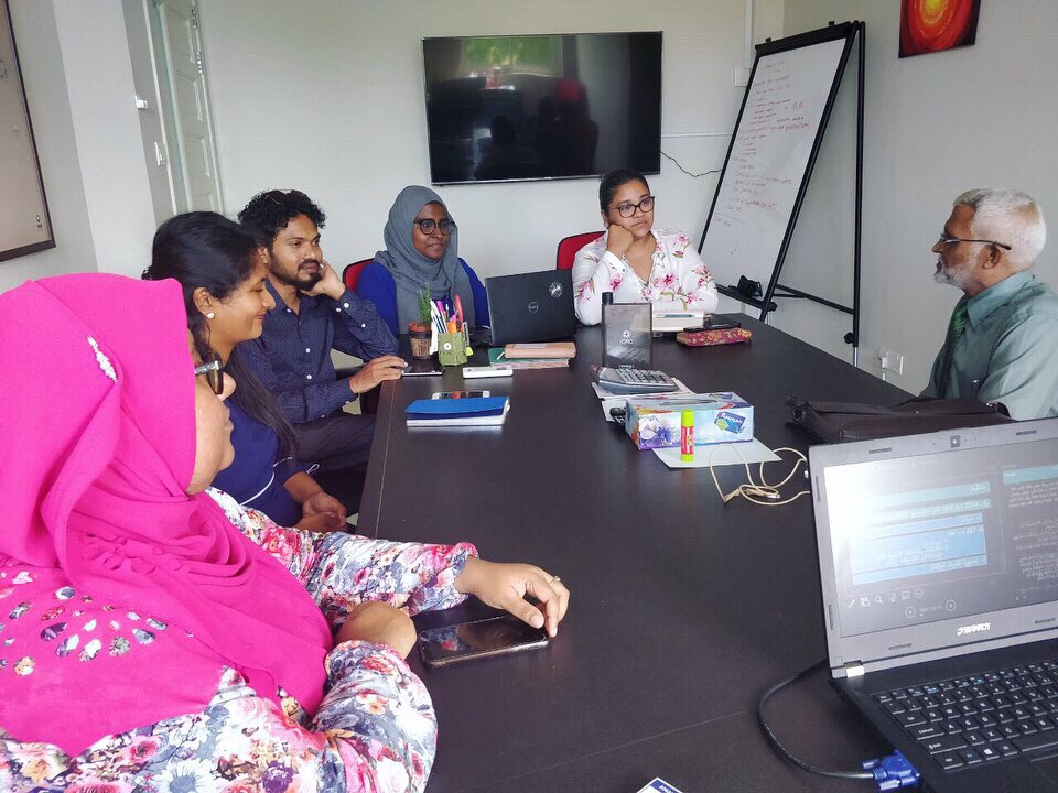 MNULibraries's tweet image. ::A very successful meeting was held with The Maldivian Red Crescent team::
We appreciate the time given for us to introduce Saruna and discuss ways in which they could contribute their writings and relevent articles under their ownership to Saruna
#Saruna #Mnulibraries