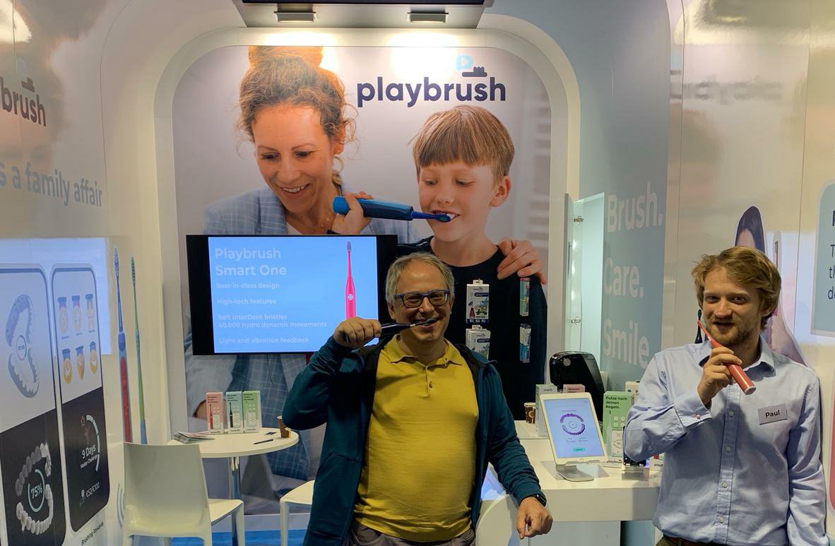 dr_a_nemeth's tweet photo. Exciting News! Austrian/UK Startup Playbrush launched the world's first #parametric #dental #insurance together with UNIQA and @bsurance. The better you brush, the more reimbursement you get! #BeASmartOne #insurtech #DentalHealth #dentalcare @TechCrunch @WSJ @orf_at @chrissyfarr https://t.co/qQWiytChtD