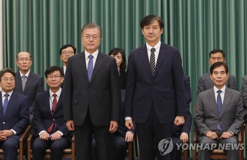 Ryan_Sue's tweet photo. 2019.9.9 잘생 투샷! 😂 https://t.co/BfzDlUuvit